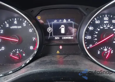 2017 Kia Sedona Lx из США, поврежденный, VIN KNDMB5C17H6242273